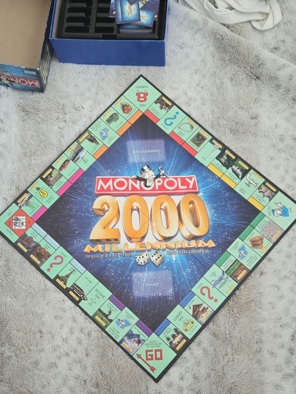 2 game Monopoly Las Vegas and 2000 Millennium editions - Picture 3 of 14